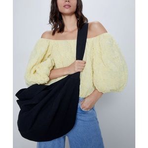 Zara black Textured shopper bag . With tags